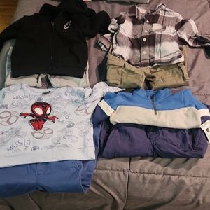 Boys 3t Lot Of Long Sleeve Tops,  Crewnecks Sweatshirts, Joggers & Cargos